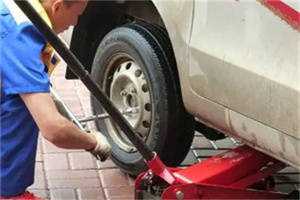 龙海附近拖车24小时服务热线电话